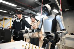 【2026全国】《日报》加速培育高端复合人才——